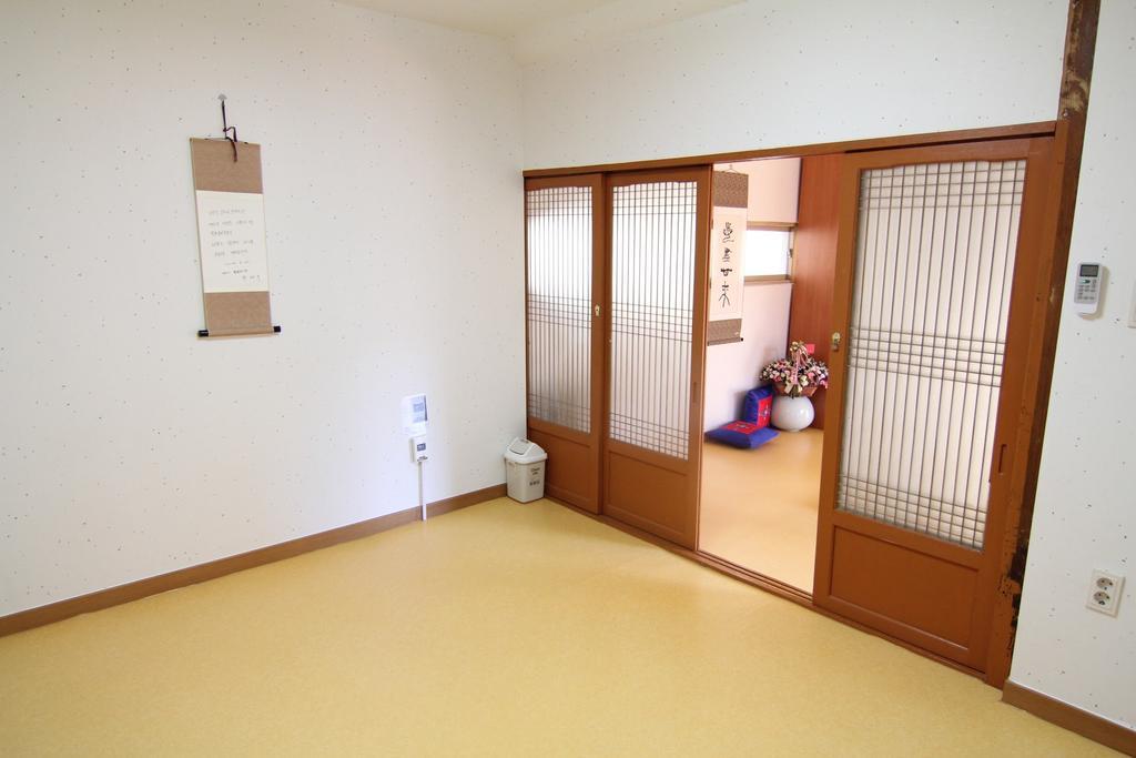 Empathy Hanok Guesthouse Daegu Eksteriør billede