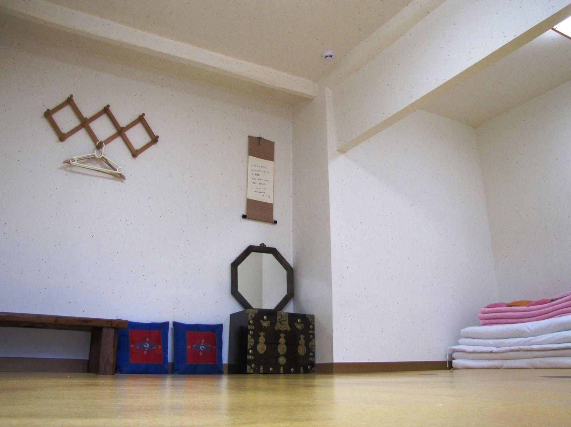 Empathy Hanok Guesthouse Daegu Eksteriør billede